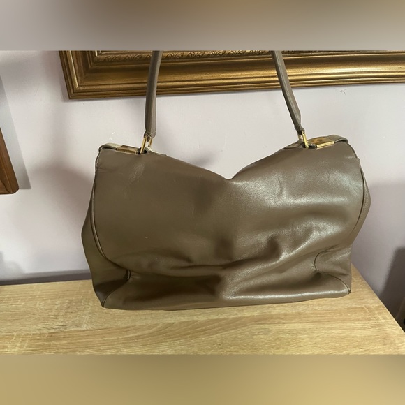 Marc Jacobs taupe handbag w/tags - Picture 6 of 17